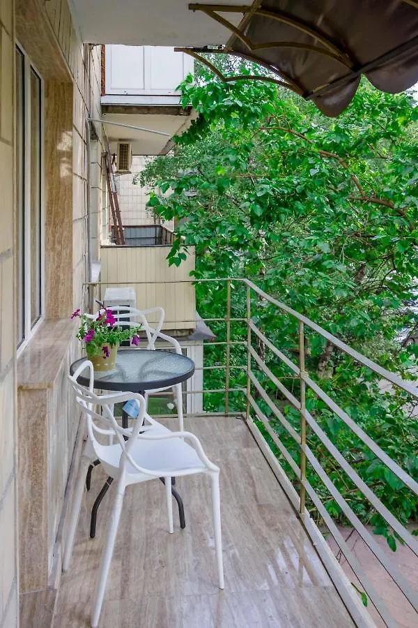 Charming Apartment In The Heart Of The City Near The Botanical Garden Киев Украина
